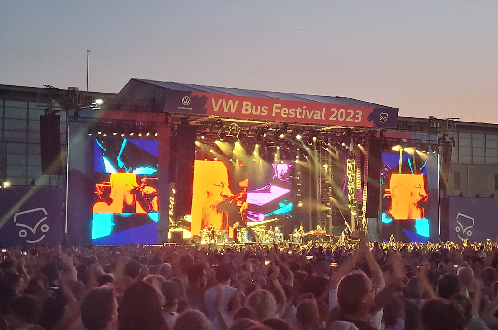 2023-06-vw-bus-festival